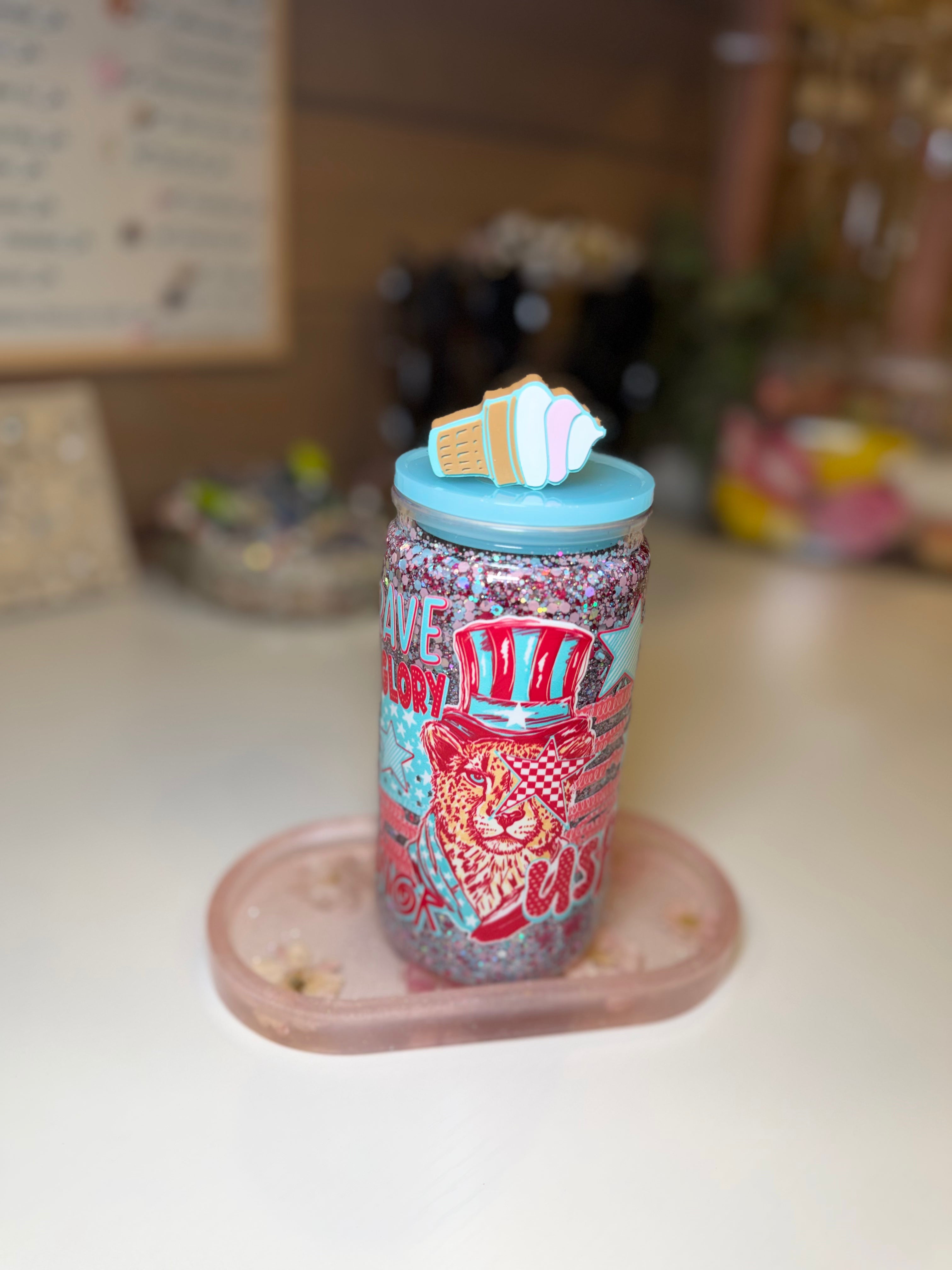America Tumbler w/ straw decoration